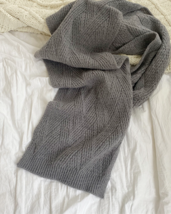 Women's warm solid color knitted wool herringbone thick scarf